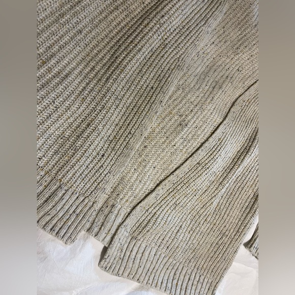 Universal Threads Cardigan - Picture 4 of 5